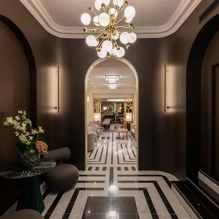 Hotel Royal Fromentin 4*