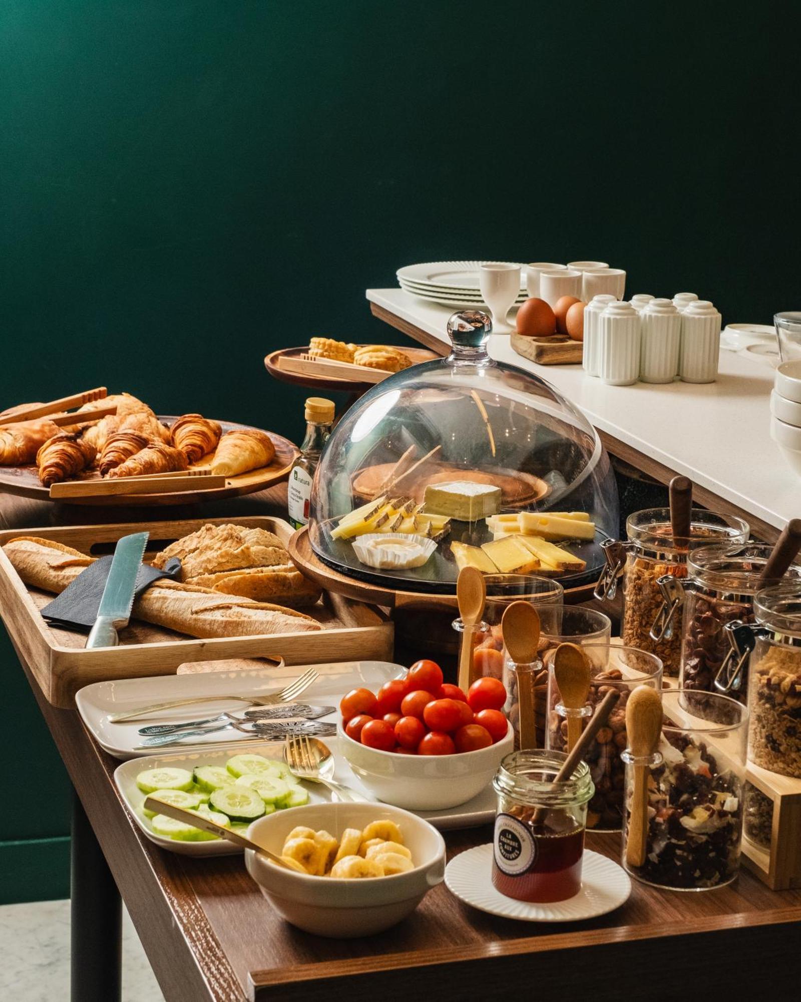 Artemisia Montmartre Hotel Paris