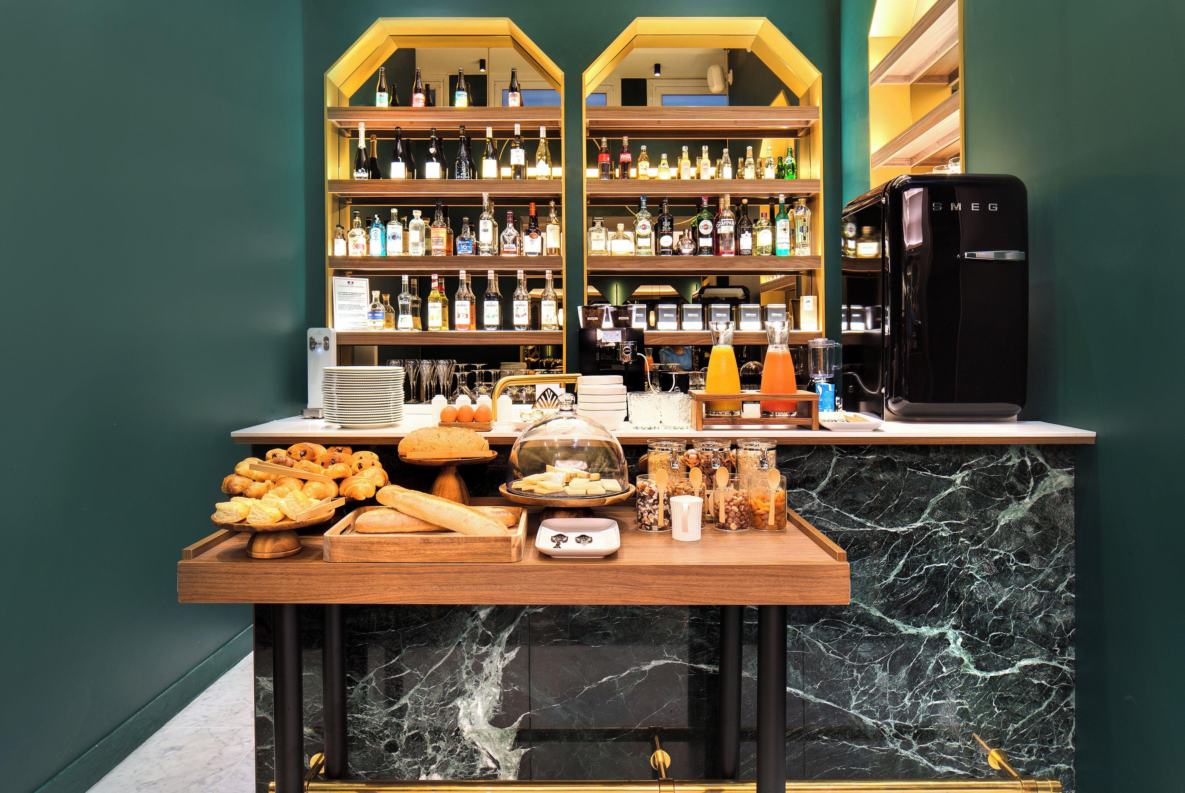 Artemisia Montmartre