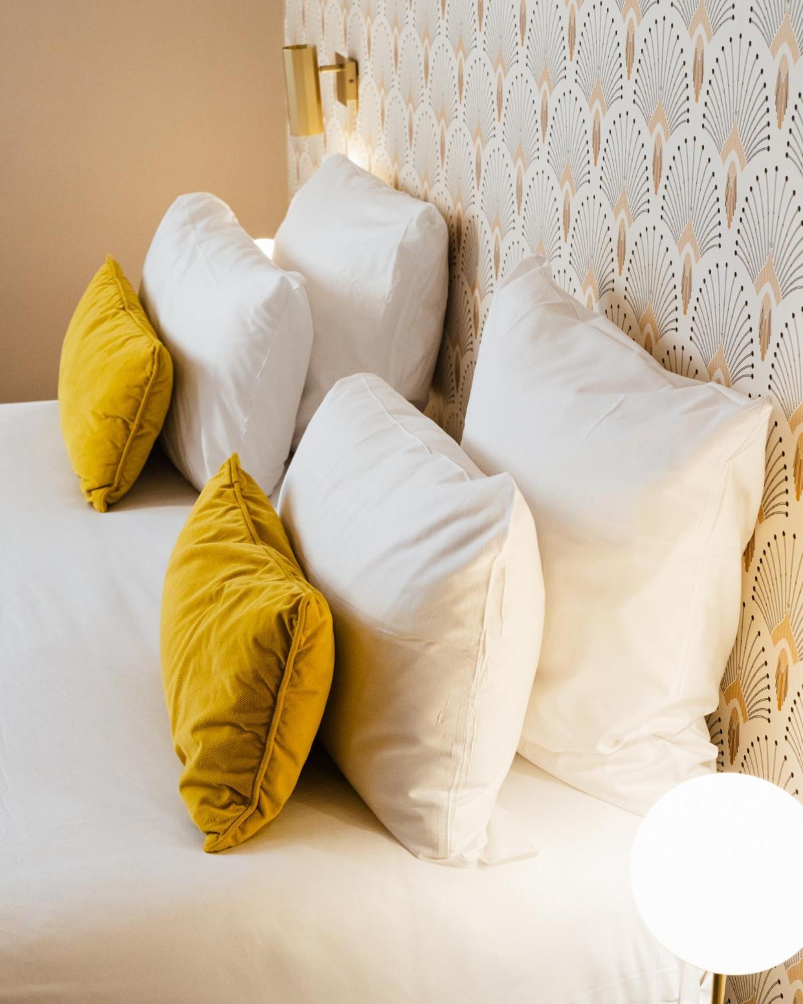 Hotel Artemisia Montmartre 4*