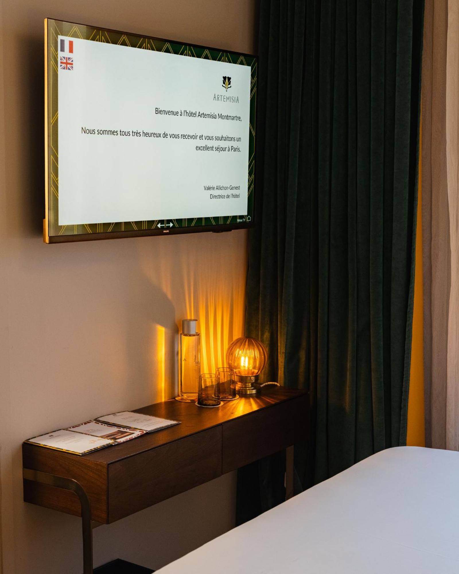 Hotel Artemisia Montmartre 4*