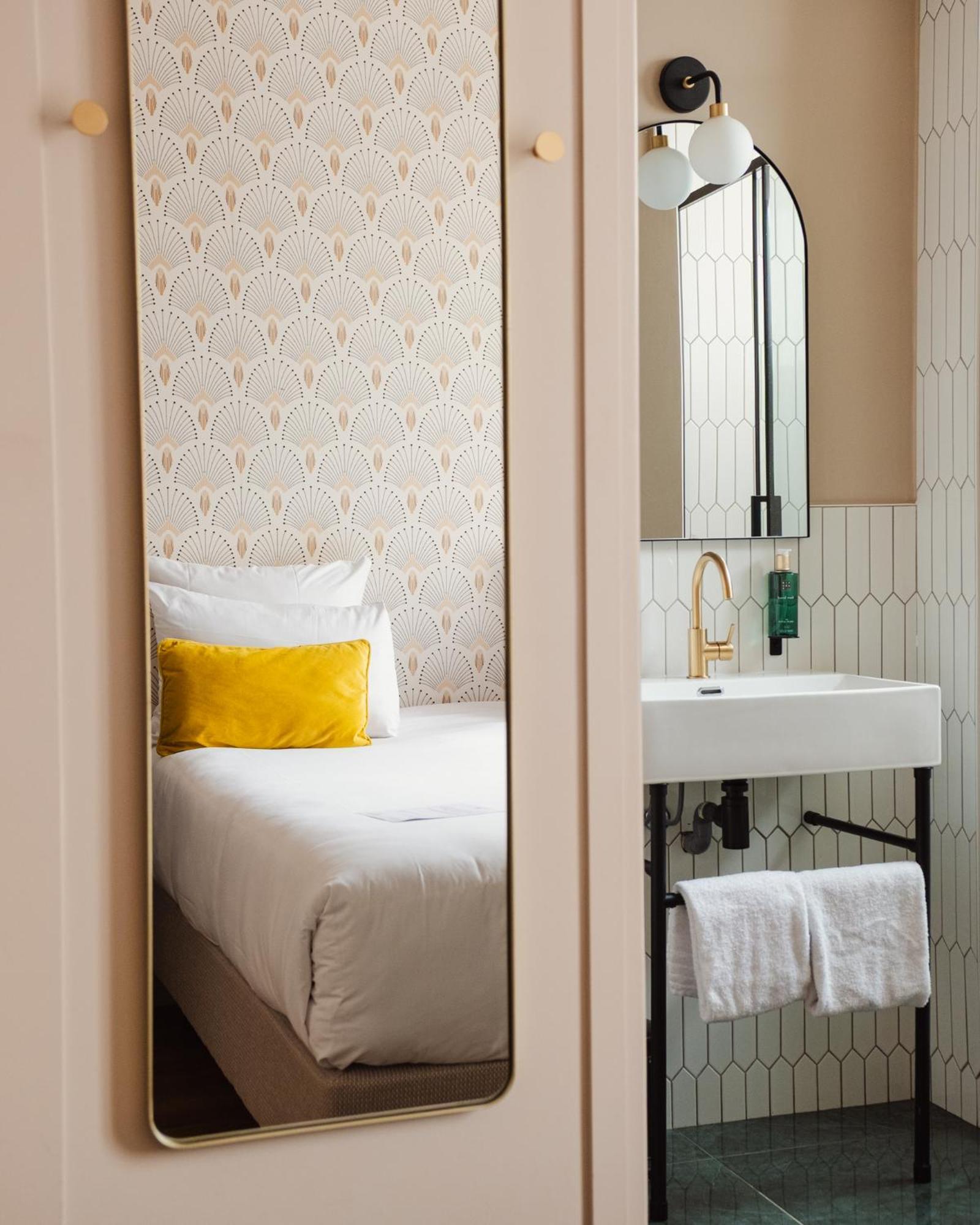 Artemisia Montmartre Hotel